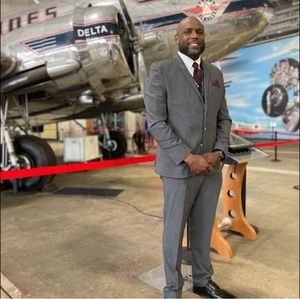 Meet your Posher, Torey